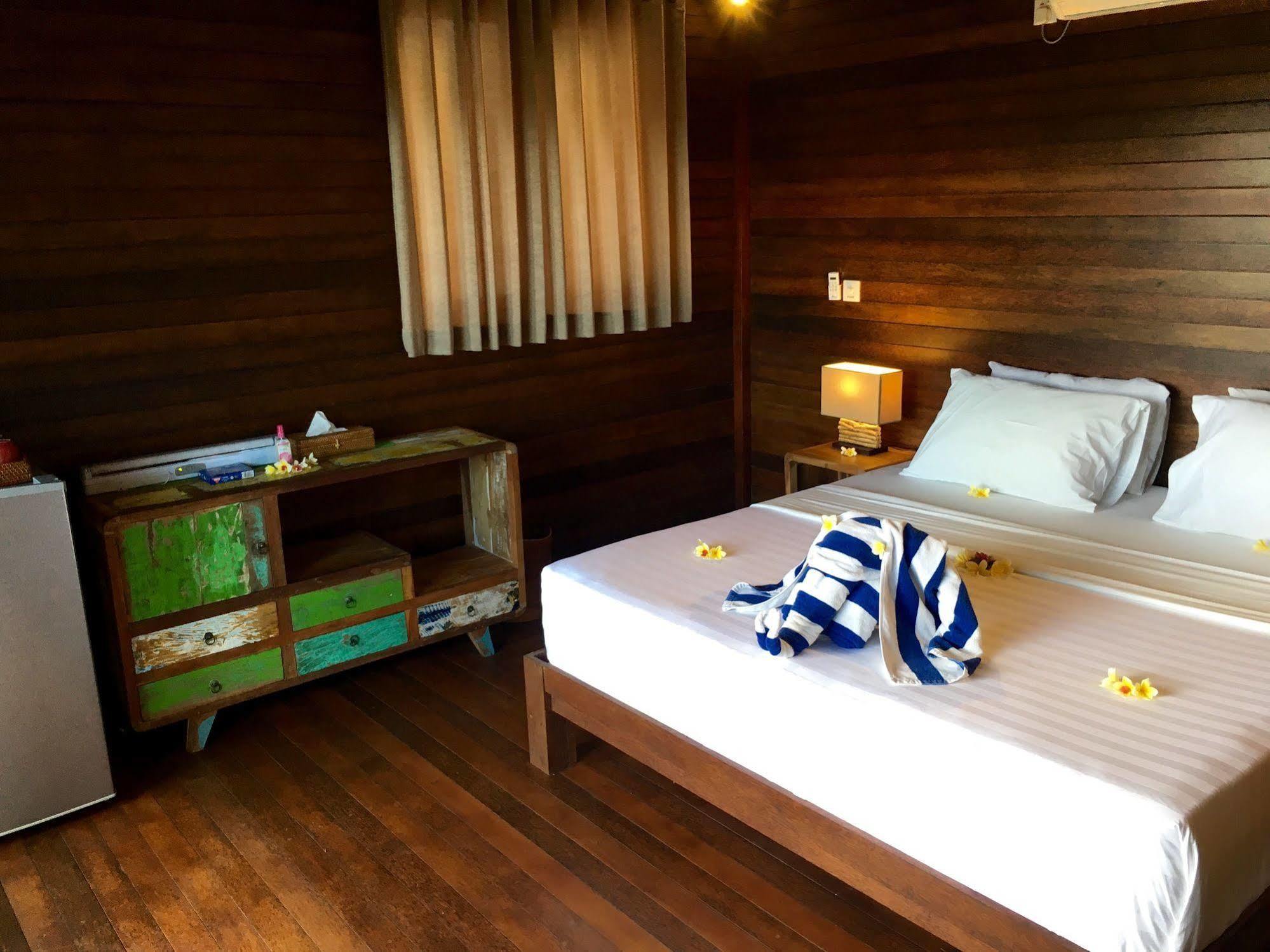 Twin Island & Dive 3* Lembongan